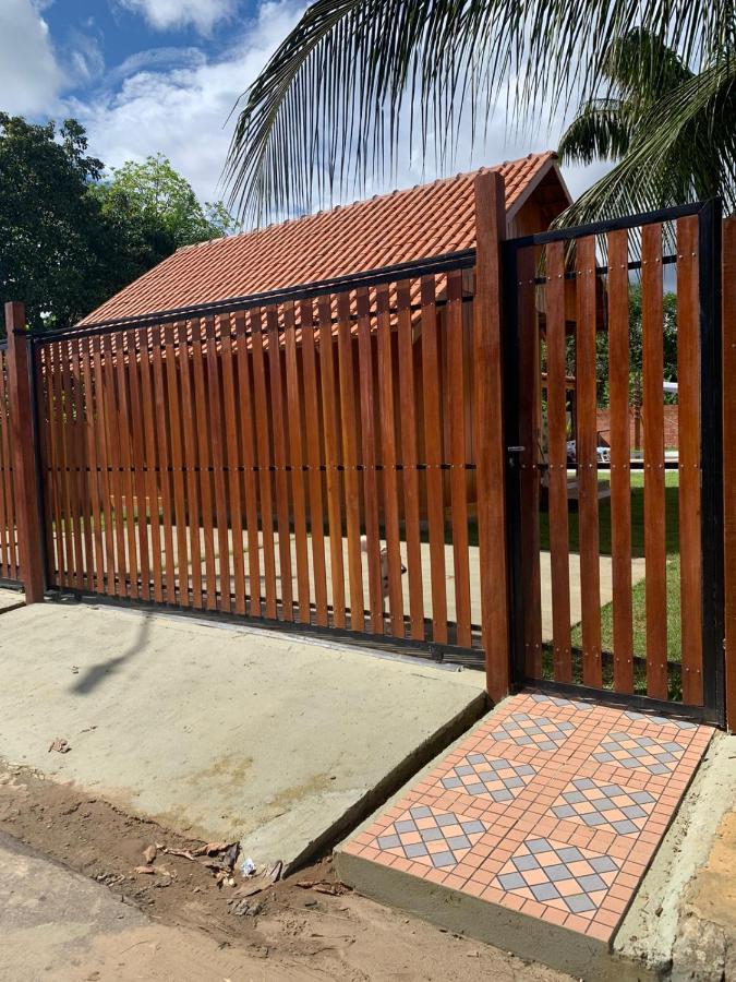 Chale Uba Villa Novo Airão Exteriör bild